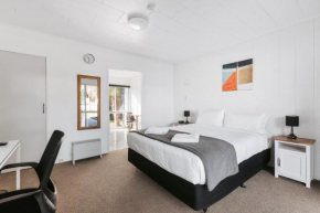 Roselands Motel, Tauranga